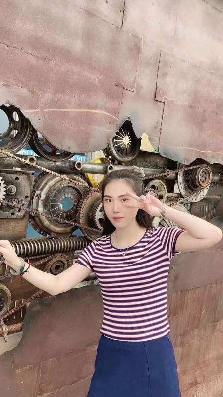 颜值东北小美女